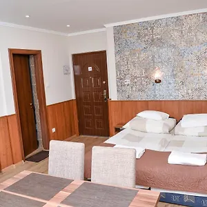 *** Pensjonat Media Panzio Es Apartmanhaz Węgry